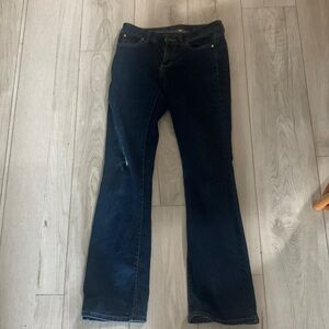 Jennifer Lopez jeans